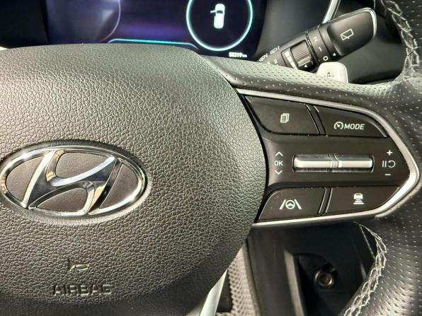Hyundai Santa Fe IV Рестайлинг с пробегом 2022 года, цена 4 448 000 рублей, 58318 км, внедорожник, Автокод Объявления
