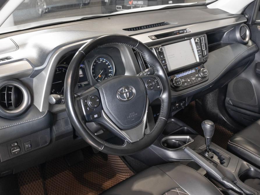Toyota RAV4 IV (XA40) Рестайлинг Казань  - изображение 5