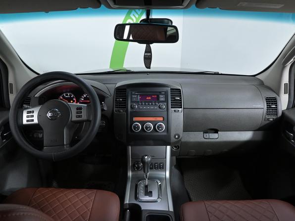 Nissan Pathfinder III Рестайлинг с пробегом 2014 года, цена 1 800 000 рублей, 168401 км, внедорожник, Автокод Объявления