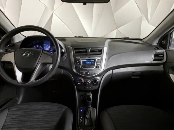 Hyundai Solaris I Рестайлинг с пробегом 2016 года, цена 1 029 000 рублей, 134708 км, седан, Автокод Объявления