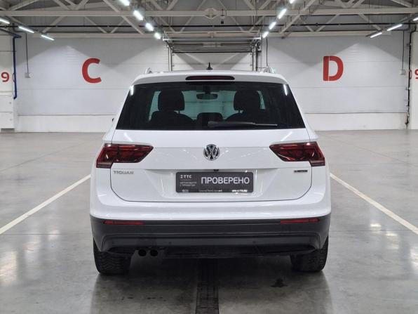 Volkswagen Tiguan II с пробегом 2018 года, цена 2 279 000 рублей, 151246 км, внедорожник, Автокод Объявления
