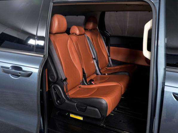 Kia Carnival IV с пробегом 2021 года, цена 3 698 000 рублей, 138808 км, минивэн, Автокод Объявления