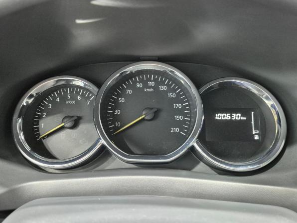 Renault Logan II Рестайлинг с пробегом 2022 года, цена 1 085 000 рублей, 100629 км, седан, Автокод Объявления