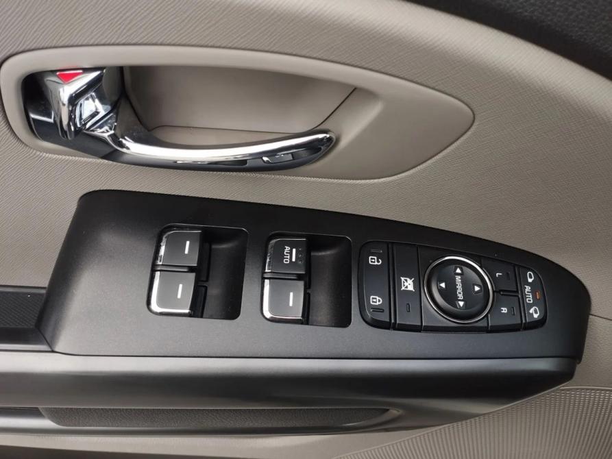 Kia Carnival III Екатеринбург  - изображение 36