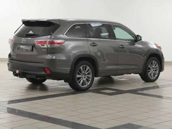 Toyota Highlander III (XU50) с пробегом 2014 года, цена 2 926 000 рублей, 137000 км, внедорожник, Автокод Объявления