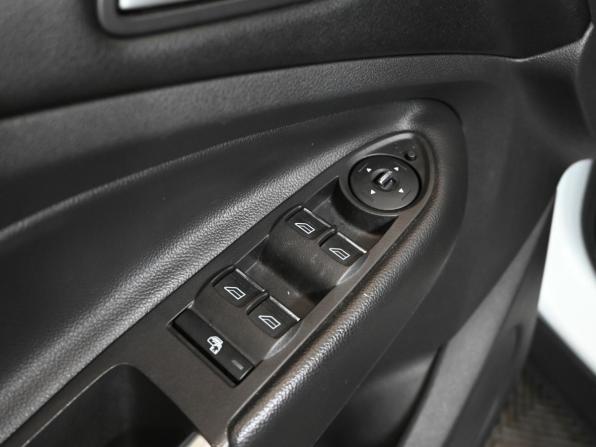 Ford Kuga II с пробегом 2013 года, цена 1 250 000 рублей, 139176 км, внедорожник, Автокод Объявления