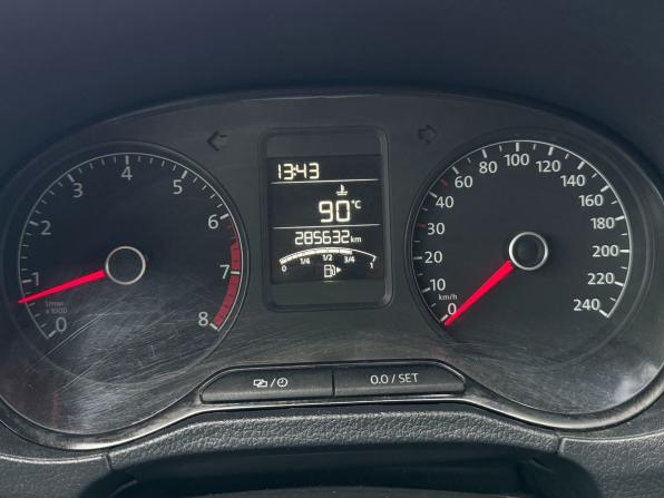 Volkswagen Polo V с пробегом 2015 года, цена 520 000 рублей, 285631 км, седан, Автокод Объявления
