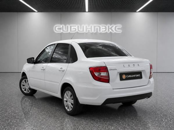 Lada (ВАЗ) Granta I Рестайлинг с пробегом 2024 года, цена 885 000 рублей, 37000 км, седан, Автокод Объявления