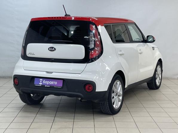 Kia Soul II Рестайлинг с пробегом 2018 года, цена 2 100 000 рублей, 40198 км, хэтчбек, Автокод Объявления