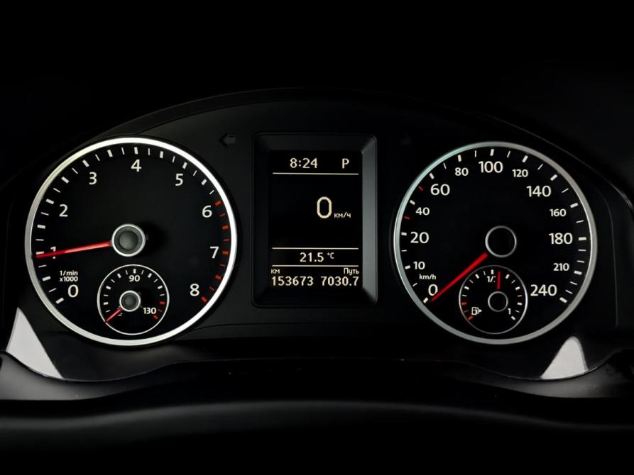 Volkswagen Tiguan I Рестайлинг Москва  - изображение 13