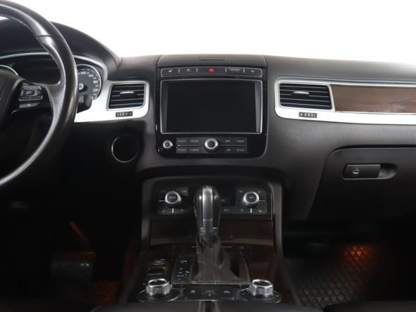 Volkswagen Touareg II Рестайлинг с пробегом 2017 года, цена 3 499 000 рублей, 128135 км, внедорожник, Автокод Объявления
