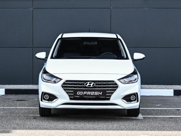 Hyundai Solaris II с пробегом 2017 года, цена 1 399 000 рублей, 85147 км, седан, Автокод Объявления