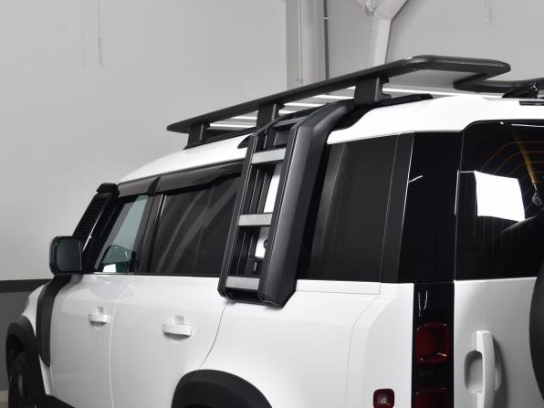 Land Rover Defender II с пробегом 2021 года, цена 4 999 995 рублей, 131041 км, внедорожник, Автокод Объявления