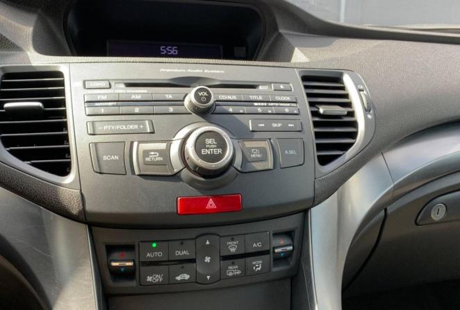 Honda Accord VIII Рестайлинг с пробегом 2012 года, цена 1 360 000 рублей, 187273 км, седан, Автокод Объявления
