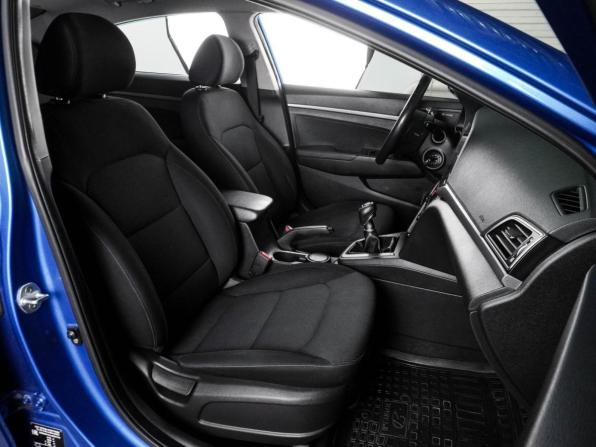 Hyundai Elantra VI (AD) с пробегом 2017 года, цена 1 238 000 рублей, 184750 км, седан, Автокод Объявления