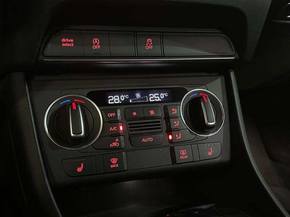 Audi Q3 I (8U) Рестайлинг с пробегом 2016 года, цена 2 100 000 рублей, 180290 км, внедорожник, Автокод Объявления