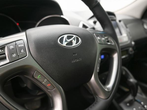 Hyundai ix35 I Рестайлинг с пробегом 2014 года, цена 1 749 000 рублей, 195560 км, внедорожник, Автокод Объявления