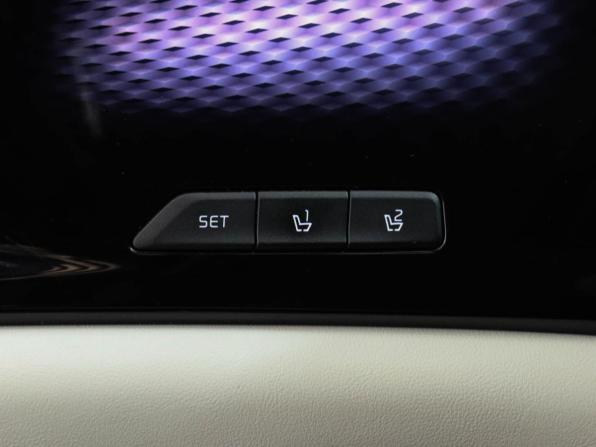 Kia Carnival IV с пробегом 2021 года, цена 4 000 000 рублей, 91500 км, минивэн, Автокод Объявления