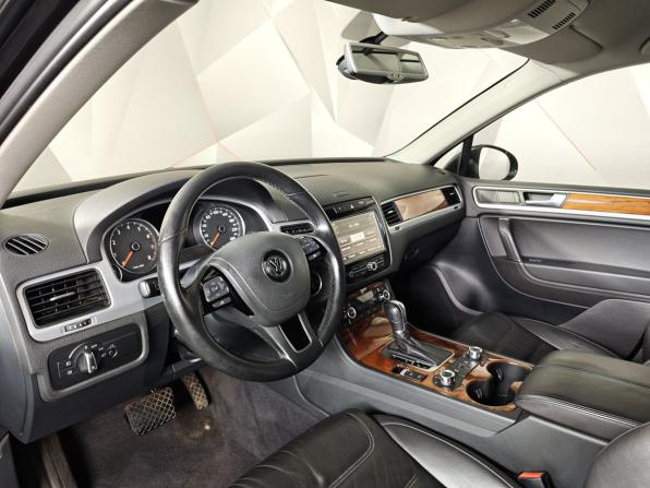 Volkswagen Touareg II с пробегом 2010 года, цена 1 589 000 рублей, 194365 км, внедорожник, Автокод Объявления