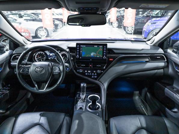 Toyota Camry VIII (XV70) Рестайлинг с пробегом 2021 года, цена 3 350 000 рублей, 51751 км, седан, Автокод Объявления