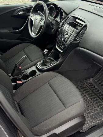 Opel Astra J с пробегом 2011 года, цена 626 000 рублей, 151465 км, хэтчбек, Автокод Объявления