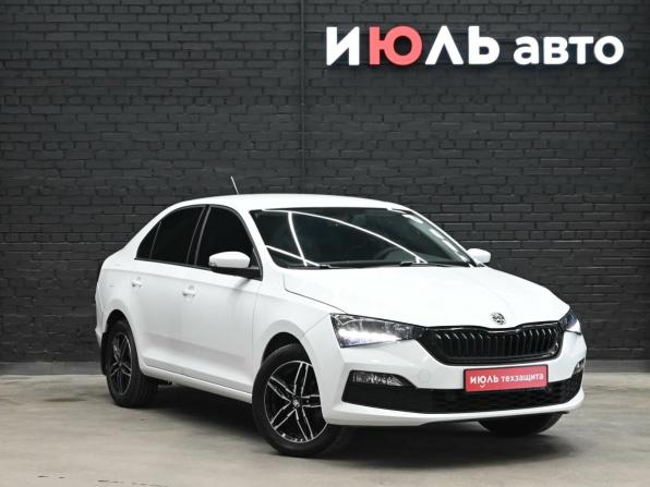 Skoda Rapid II с пробегом 2021 года, цена 1 300 000 рублей, 42282 км, лифтбек, Автокод Объявления