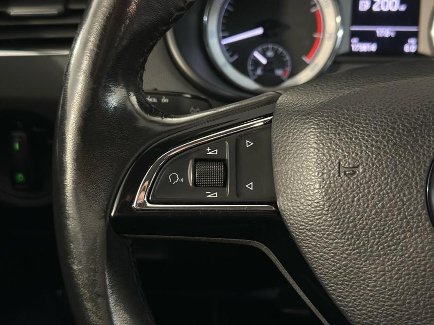 Skoda Octavia III (A7) Рестайлинг Великий Новгород  - изображение 13