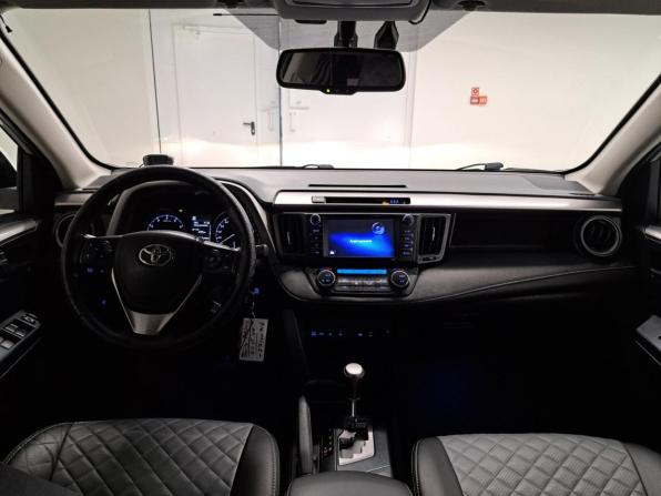 Toyota RAV4 IV (XA40) Рестайлинг с пробегом 2016 года, цена 2 107 000 рублей, 196690 км, внедорожник, Автокод Объявления