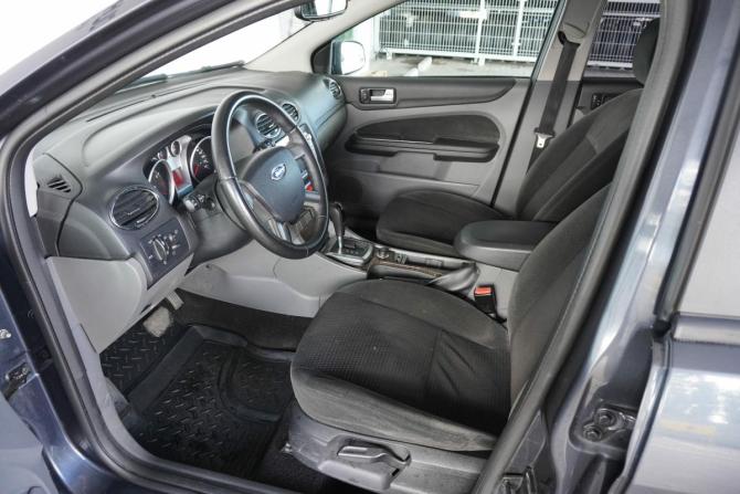 Ford Focus II Рестайлинг с пробегом 2008 года, цена 490 000 рублей, 250602 км, хэтчбек, Автокод Объявления