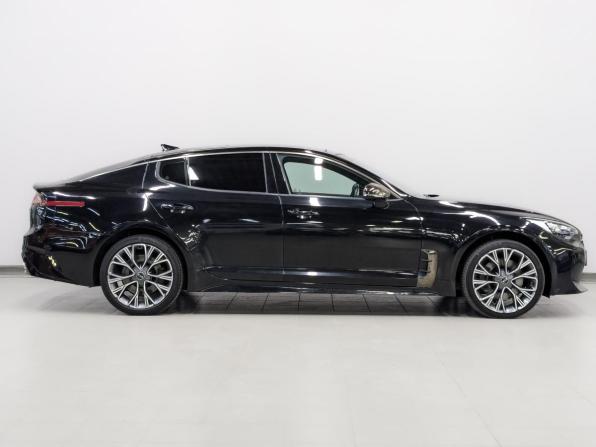 Kia Stinger I с пробегом 2018 года, цена 2 500 000 рублей, 140159 км, лифтбек, Автокод Объявления