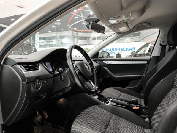 Skoda Octavia III (A7) с пробегом 2013 года, цена 950 000 рублей, 218000 км, лифтбек, Автокод Объявления