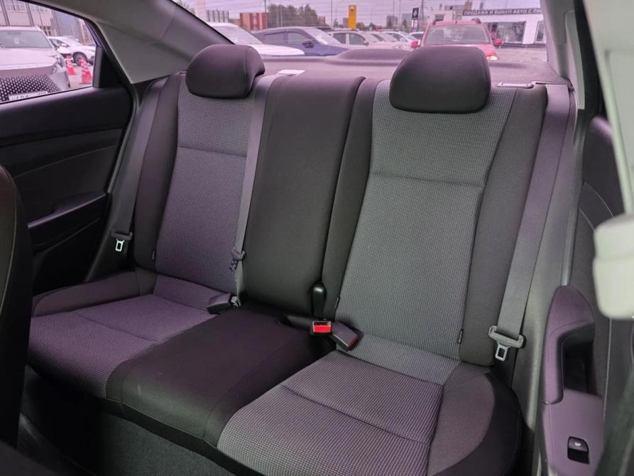 Hyundai Solaris II Санкт-Петербург  - изображение 17