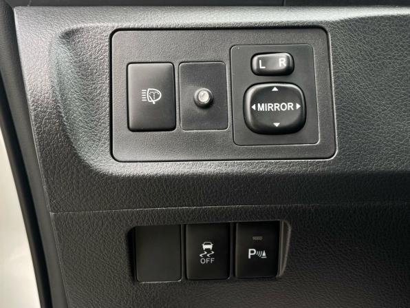 Toyota Verso I с пробегом 2010 года, цена 1 100 000 рублей, 189123 км, компактвэн, Автокод Объявления