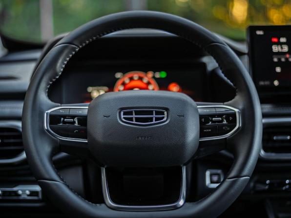 Geely Okavango I с пробегом 2023 года, цена 2 150 000 рублей, 69957 км, внедорожник, Автокод Объявления
