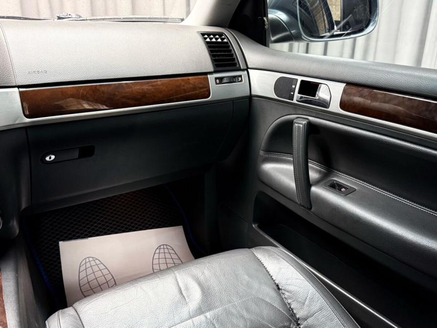 Volkswagen Touareg I Рестайлинг Ижевск  - изображение 12