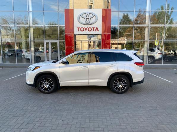 Toyota Highlander III (XU50) Рестайлинг с пробегом 2019 года, цена 3 550 000 рублей, 224131 км, внедорожник, Автокод Объявления