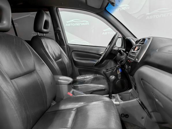 Toyota RAV4 II (XA20) Рестайлинг с пробегом 2003 года, цена 890 000 рублей, 364070 км, внедорожник, Автокод Объявления