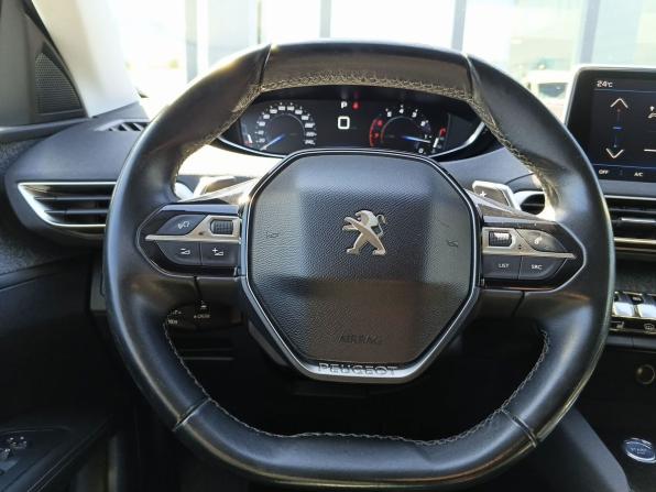 Peugeot 3008 II с пробегом 2018 года, цена 1 649 000 рублей, 154207 км, внедорожник, Автокод Объявления