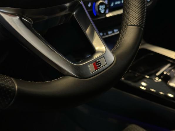 Audi Q5 II (FY) Рестайлинг с пробегом 2021 года, цена 4 850 000 рублей, 60000 км, внедорожник, Автокод Объявления
