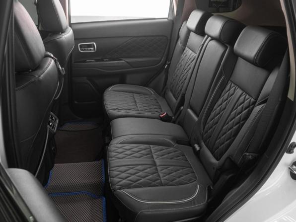 Mitsubishi Outlander III Рестайлинг 3 с пробегом 2022 года, цена 3 449 000 рублей, 14255 км, внедорожник, Автокод Объявления