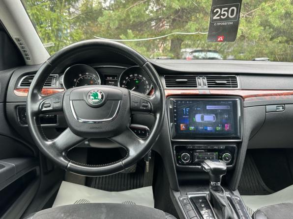 Skoda Superb II с пробегом 2012 года, цена 729 000 рублей, 312204 км, лифтбек, Автокод Объявления