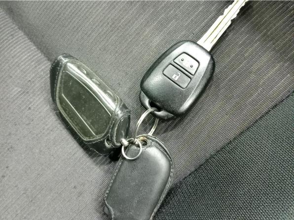Toyota Corolla XI (E160 E170 E180) с пробегом 2014 года, цена 990 000 рублей, 171690 км, универсал, Автокод Объявления