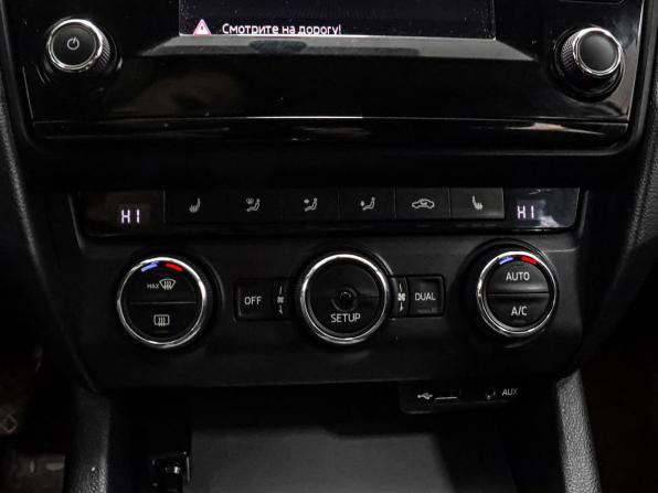 Skoda Octavia III (A7) с пробегом 2013 года, цена 949 000 рублей, 283784 км, лифтбек, Автокод Объявления