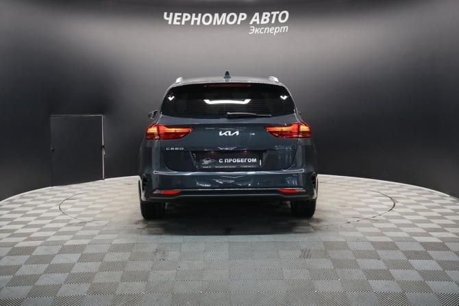 Kia Ceed III Рестайлинг с пробегом 2021 года, цена 1 990 000 рублей, 138000 км, универсал, Автокод Объявления