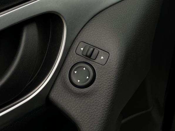 Nissan Qashqai II Рестайлинг с пробегом 2019 года, цена 1 889 400 рублей, 82808 км, внедорожник, Автокод Объявления