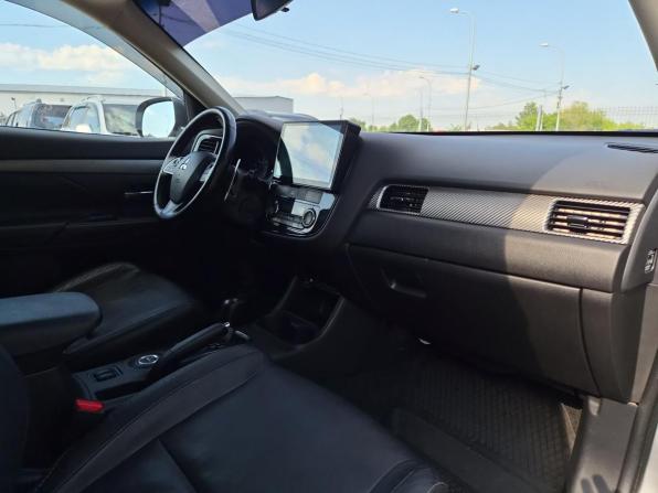 Mitsubishi Outlander III Рестайлинг с пробегом 2014 года, цена 1 550 000 рублей, 176655 км, внедорожник, Автокод Объявления