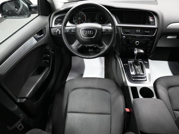 Audi A4 IV (B8) Рестайлинг с пробегом 2013 года, цена 1 095 000 рублей, 263747 км, седан, Автокод Объявления