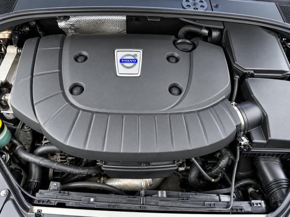 Volvo XC70 II Рестайлинг с пробегом 2015 года, цена 2 000 000 рублей, 252512 км, универсал, Автокод Объявления
