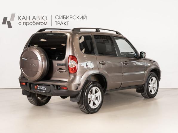 Chevrolet Niva I Рестайлинг с пробегом 2015 года, цена 668 500 рублей, 81657 км, внедорожник, Автокод Объявления