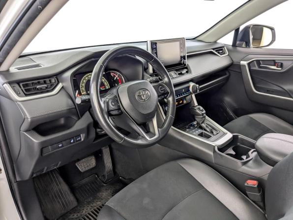 Toyota RAV4 V (XA50) с пробегом 2021 года, цена 3 205 000 рублей, 77286 км, внедорожник, Автокод Объявления